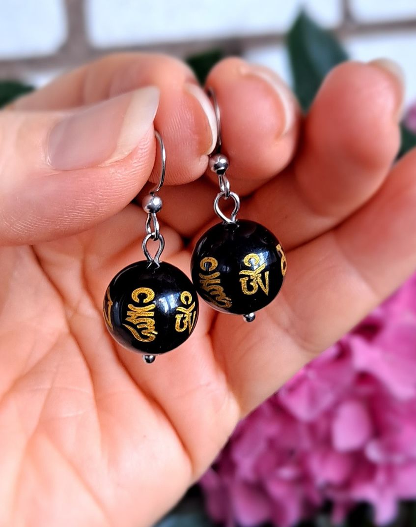 Korvakorut Ohm-pallo