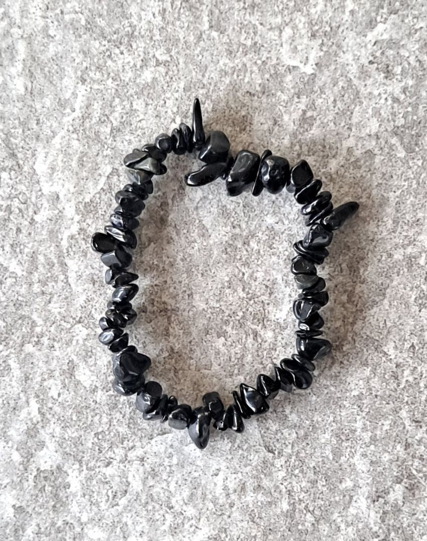 Rannekoru musta obsidiaani siru