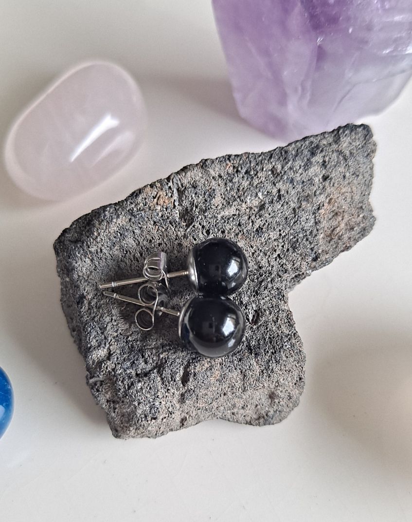 Nappikorvakorut onyx